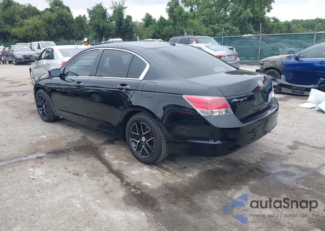 2010 Honda Accord 2.4 Ex-L из США, поврежденный, VIN 1HGCP2F8XAA117924